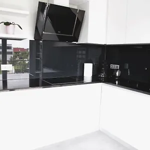 Charming Modern 2 Bedroom Apartment Alzingen